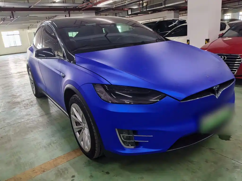 Tesla Model X — миниатюра 24