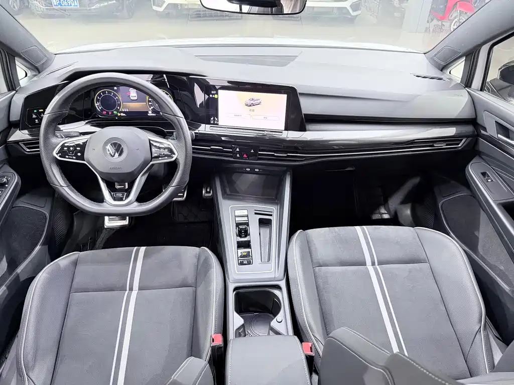 Volkswagen Golf — миниатюра 9