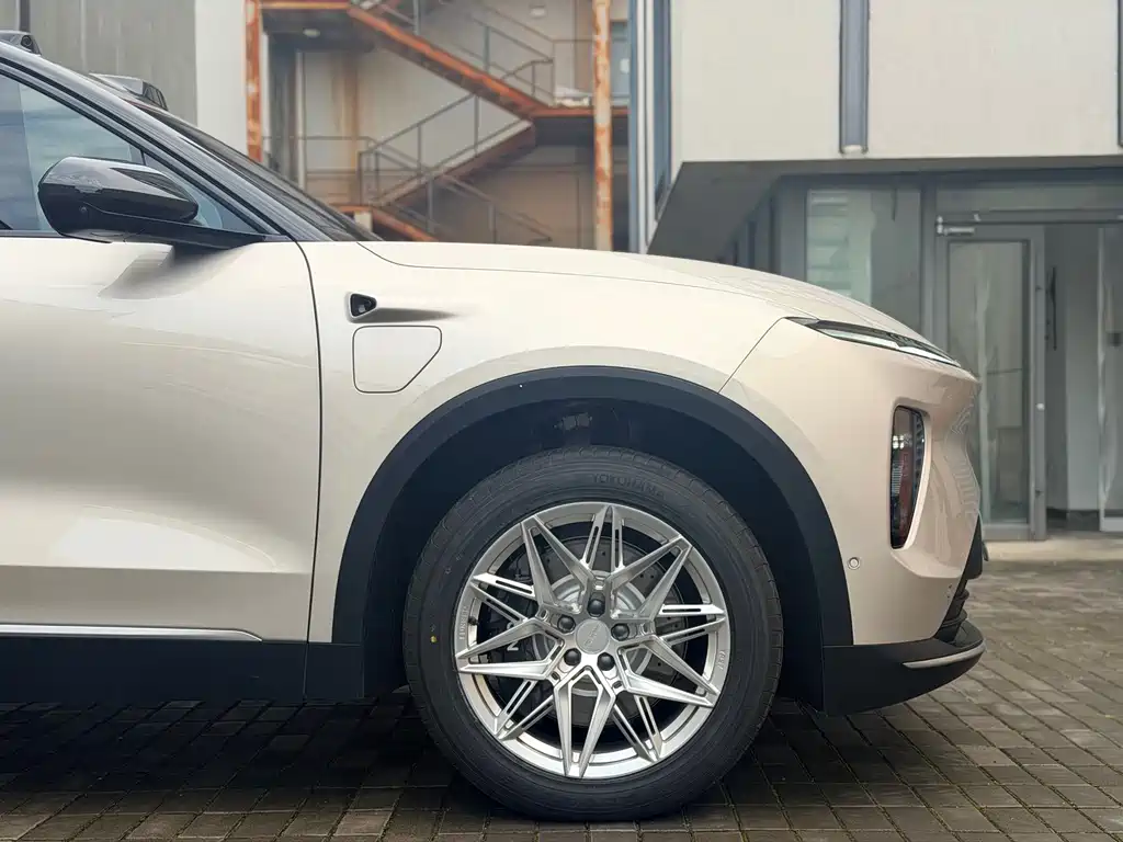 NIO ES8 — миниатюра 10