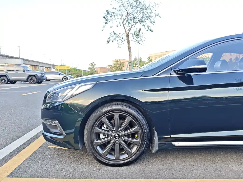 Hyundai Sonata — миниатюра 24