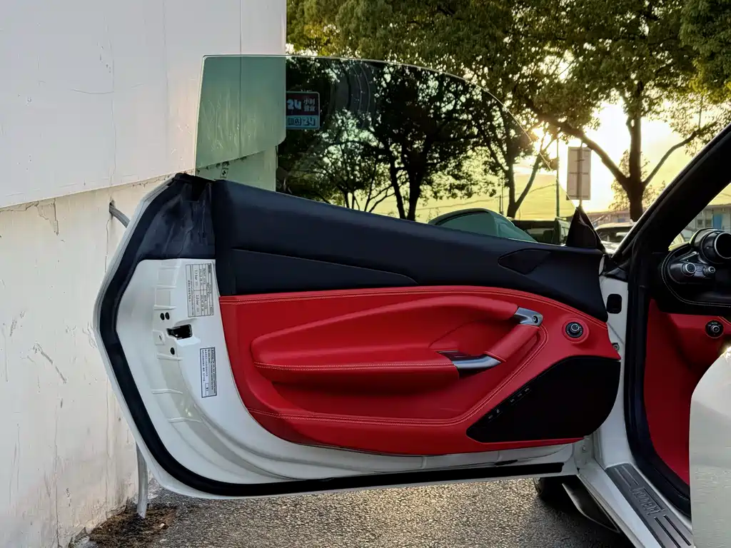 Ferrari F8 2020 Spider 3.9T V8