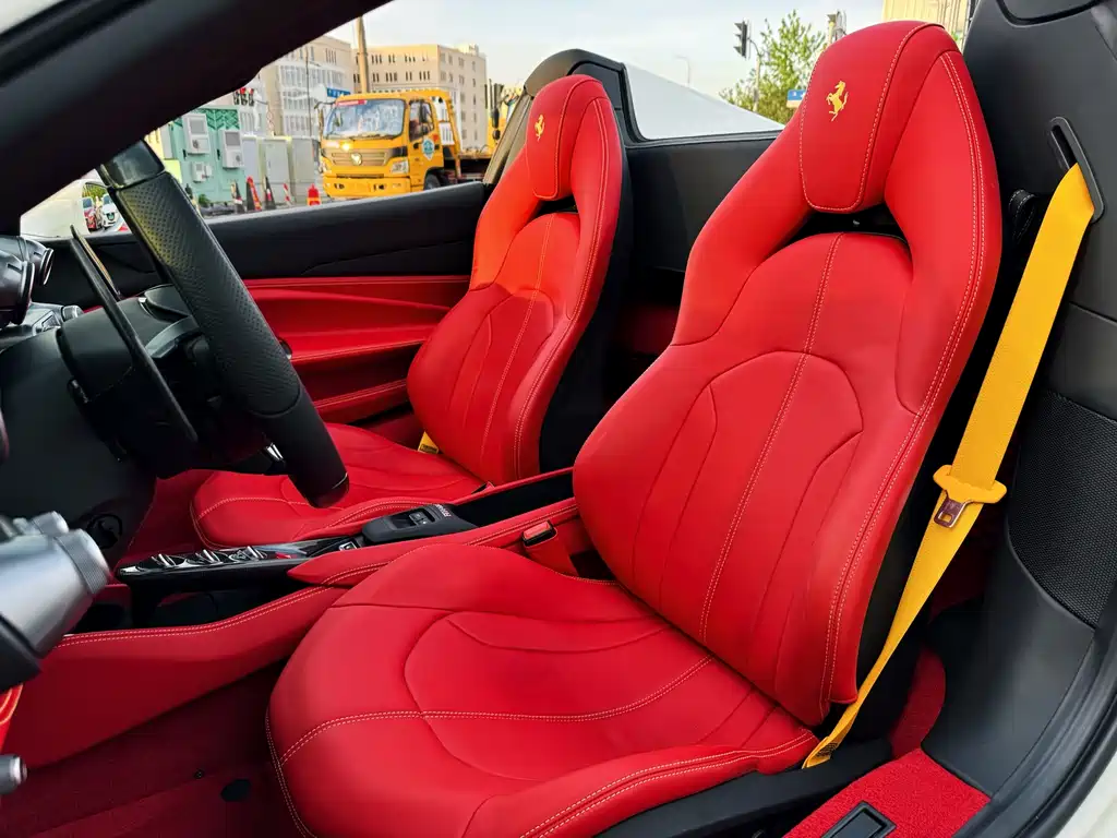 Ferrari F8 2020 Spider 3.9T V8