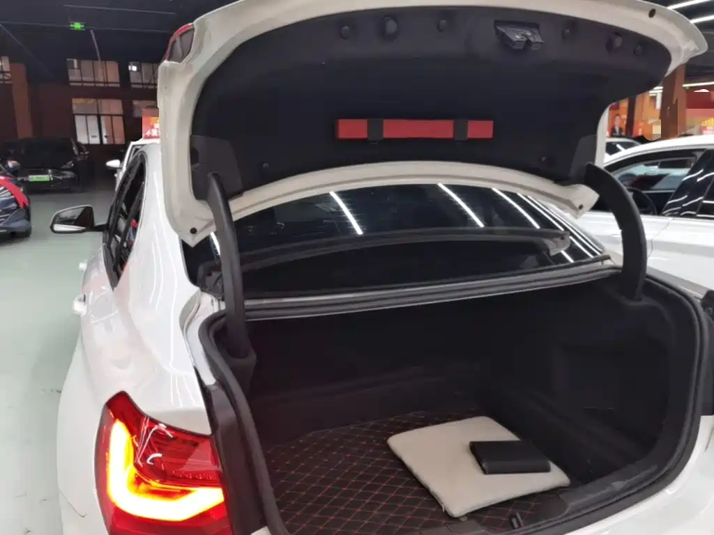 BMW 1 Series — миниатюра 19