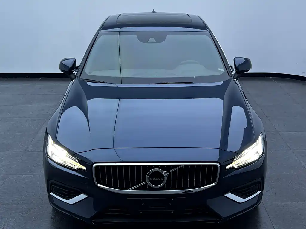 Volvo S60 — миниатюра 2