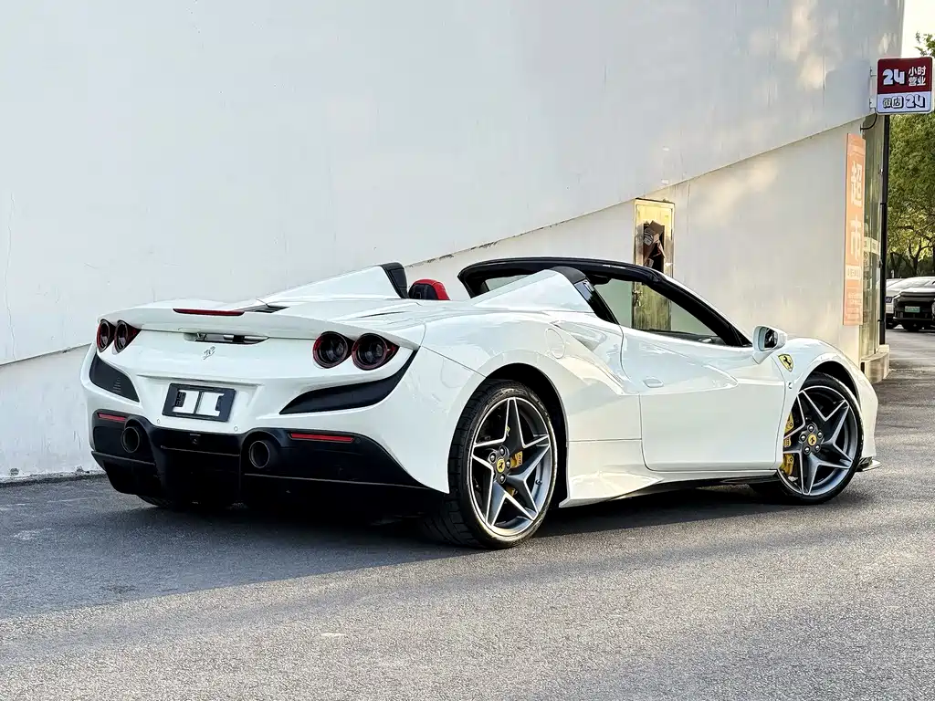 Ferrari F8 2020 Spider 3.9T V8
