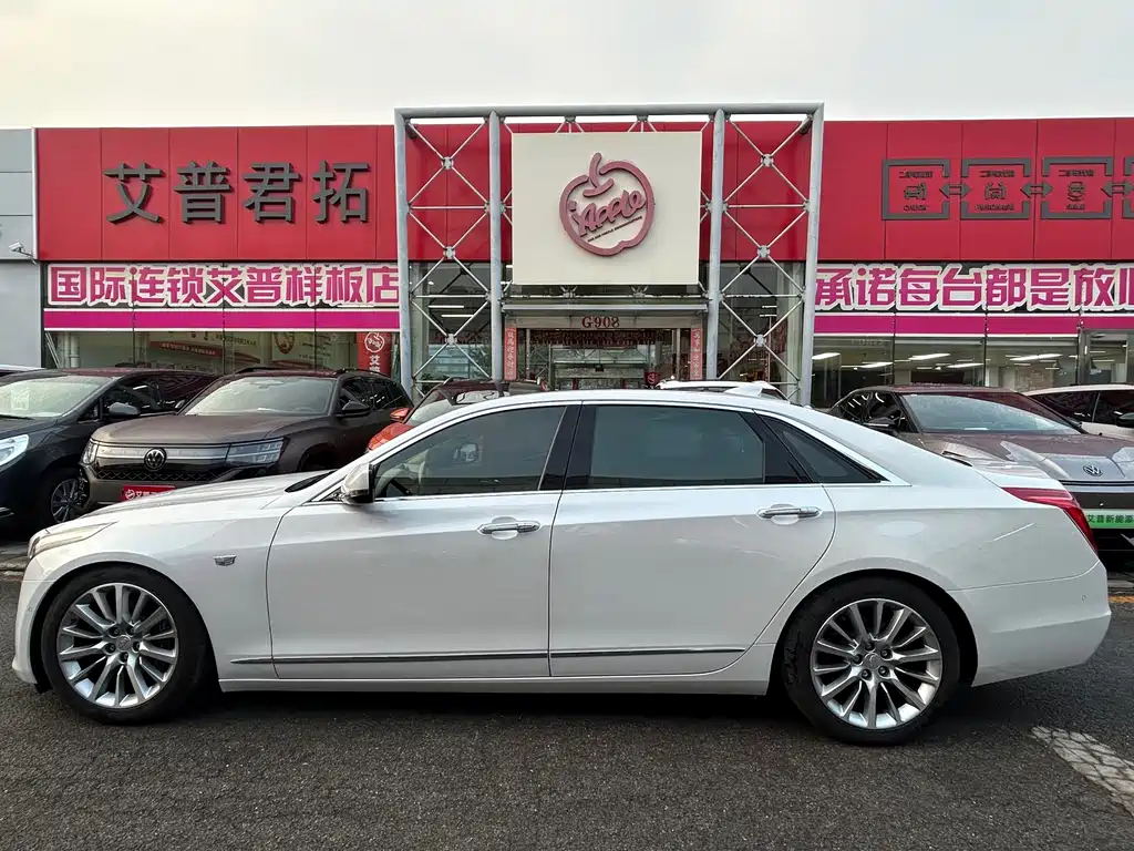 Cadillac CT6 — миниатюра 7
