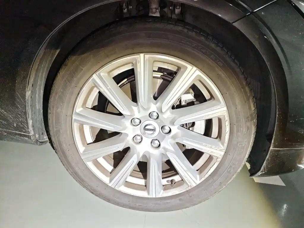 Volvo S90 — миниатюра 8