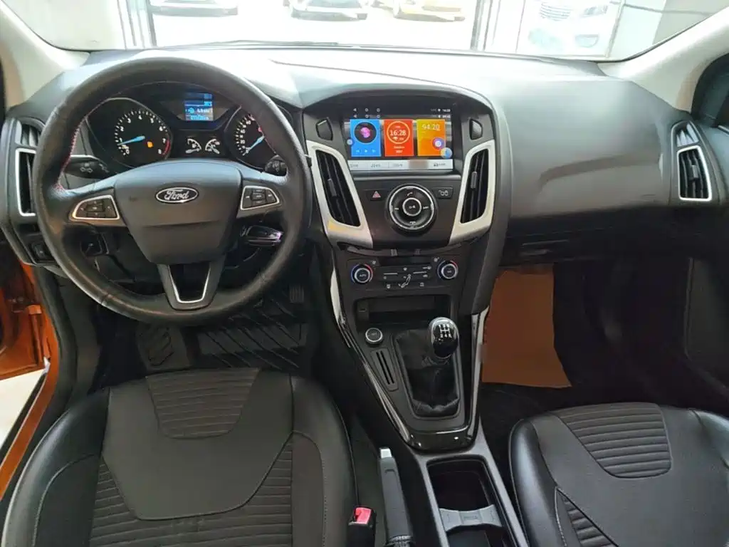 Ford Focus — миниатюра 10
