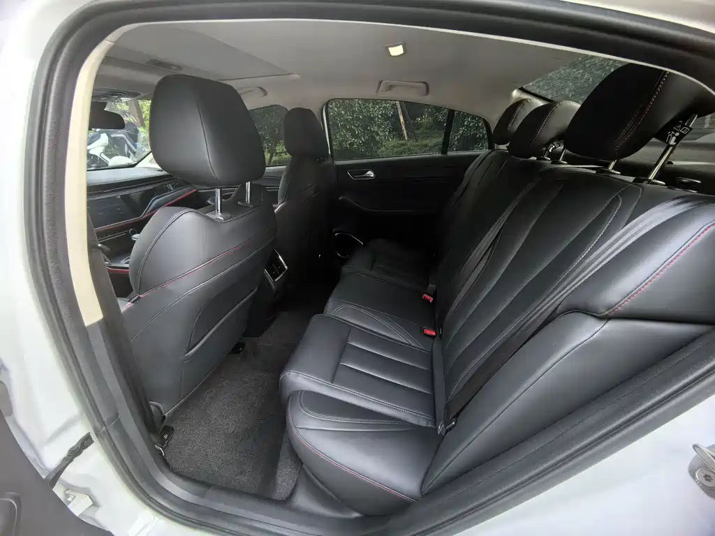 Chery Arrizo 5 PLUS — миниатюра 8