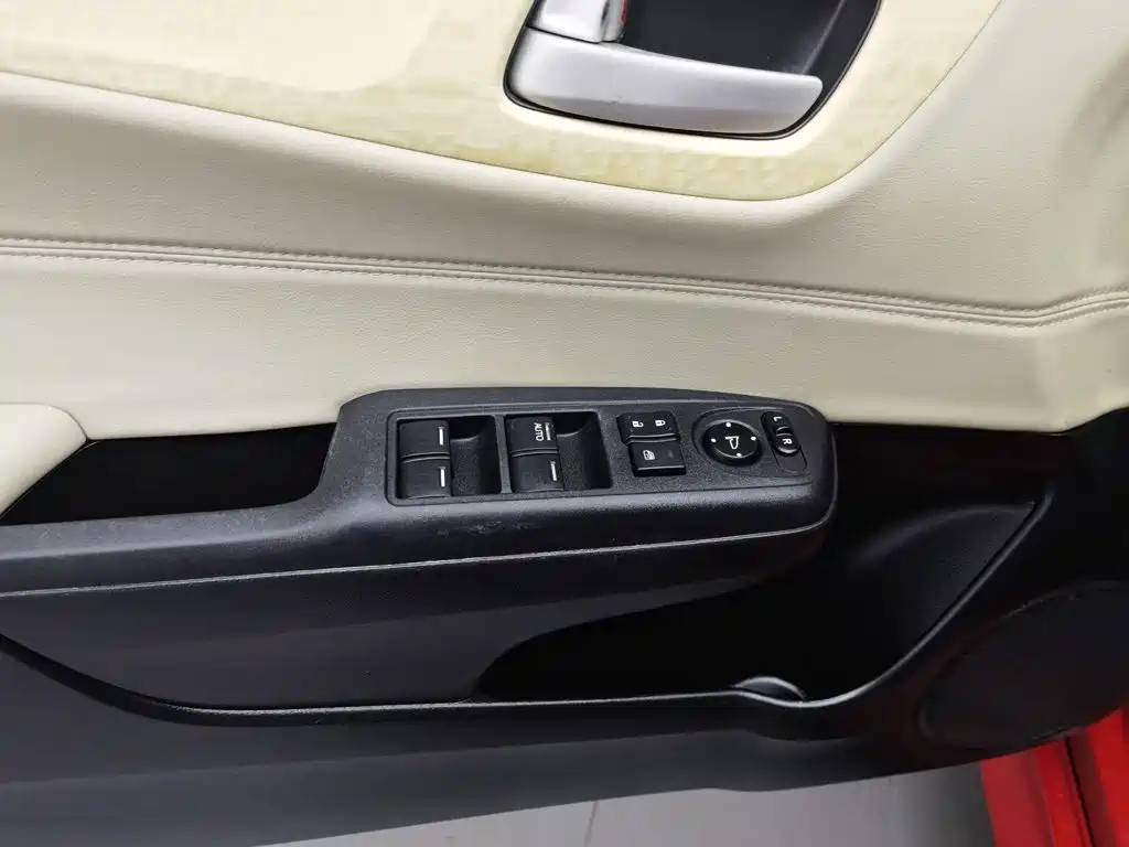 Honda Jade — миниатюра 9