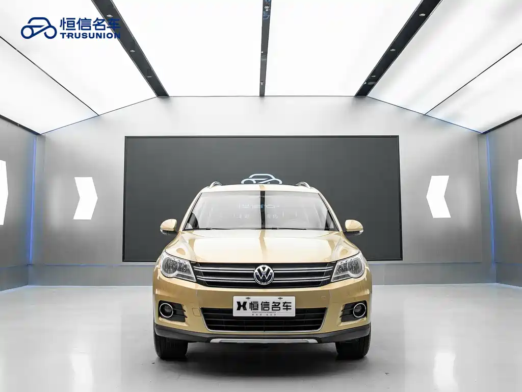 Volkswagen Tiguan 2012 2.0TSI AT