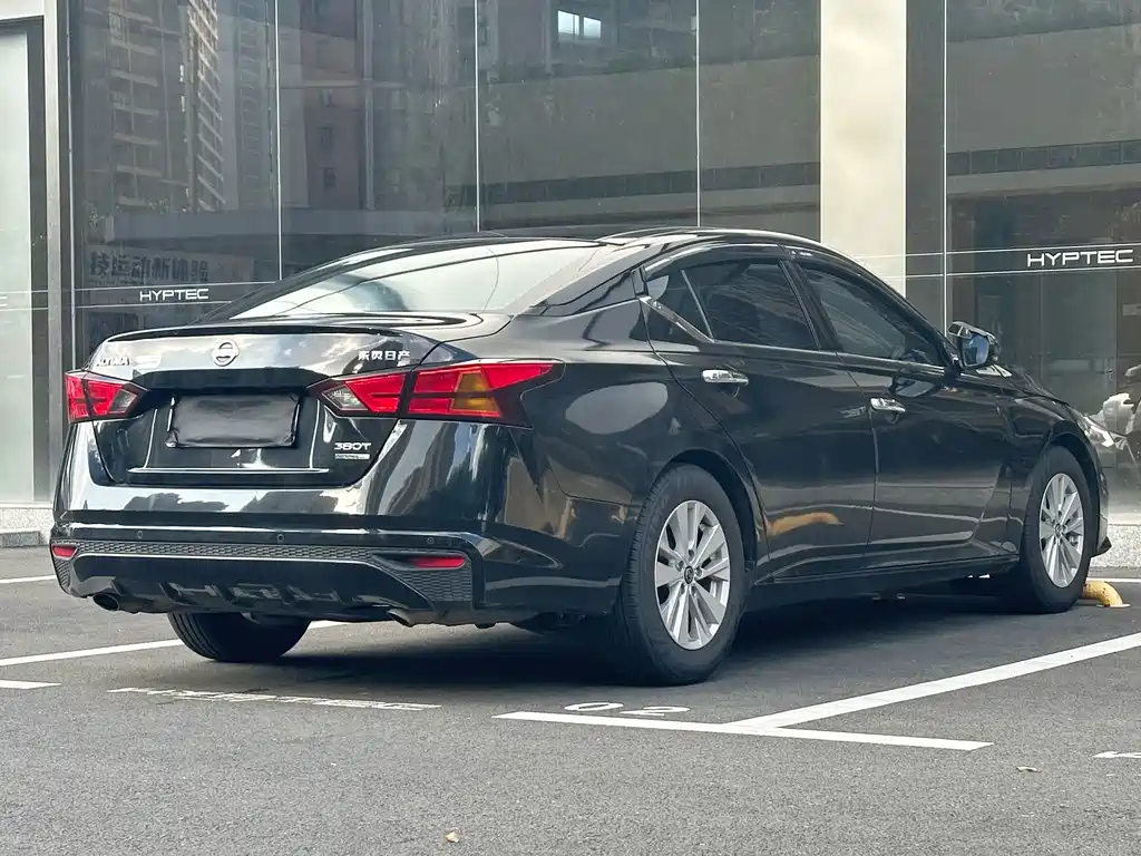 Nissan Teana — миниатюра 2