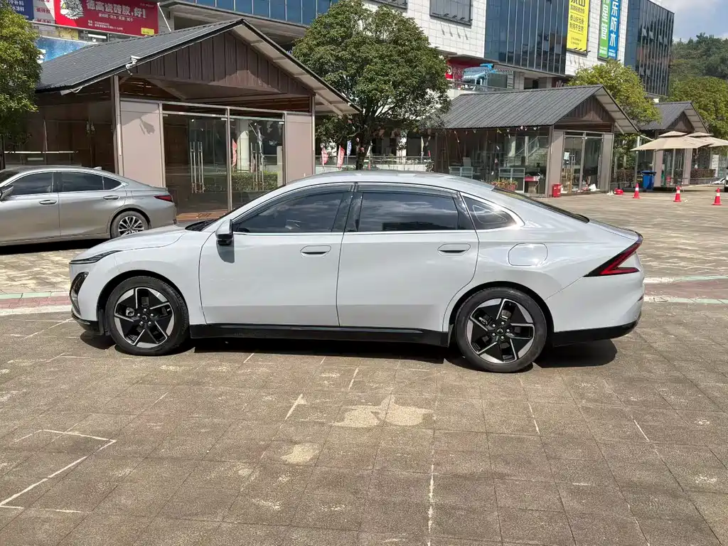 Wuling Xingguang — миниатюра 5