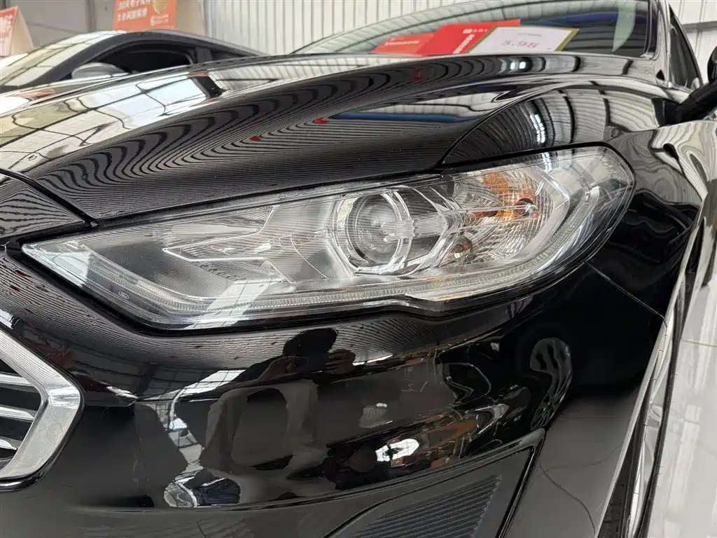 Ford Mondeo 2020 EcoBoost 180 Fashion