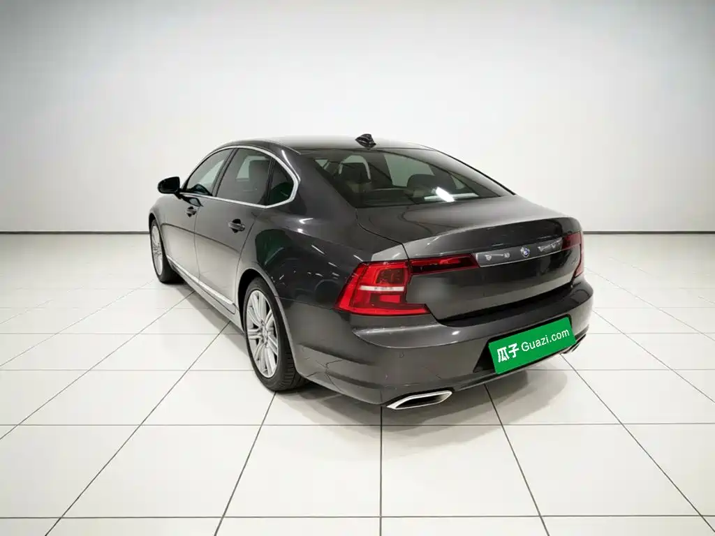Volvo S90 — миниатюра 4