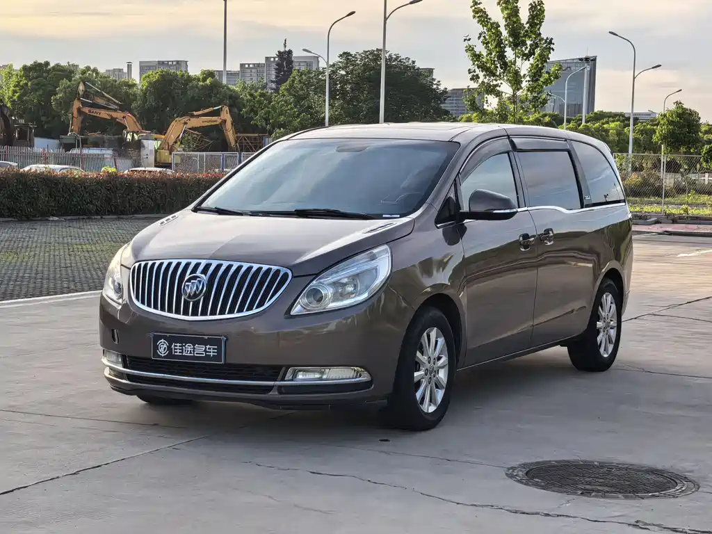 Buick GL8 2013
