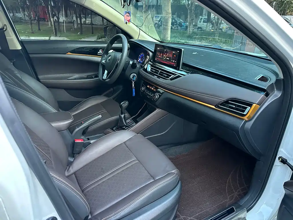 Changan Eado DT — миниатюра 16