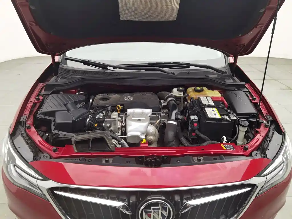 Buick Excelle — миниатюра 6