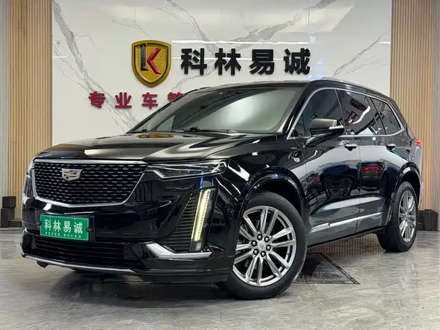 CADILLAC XT6
