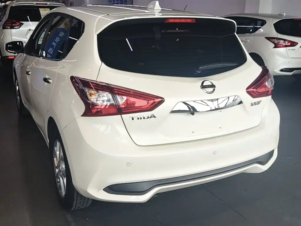 Nissan Tiida 2024 1.6L CVT