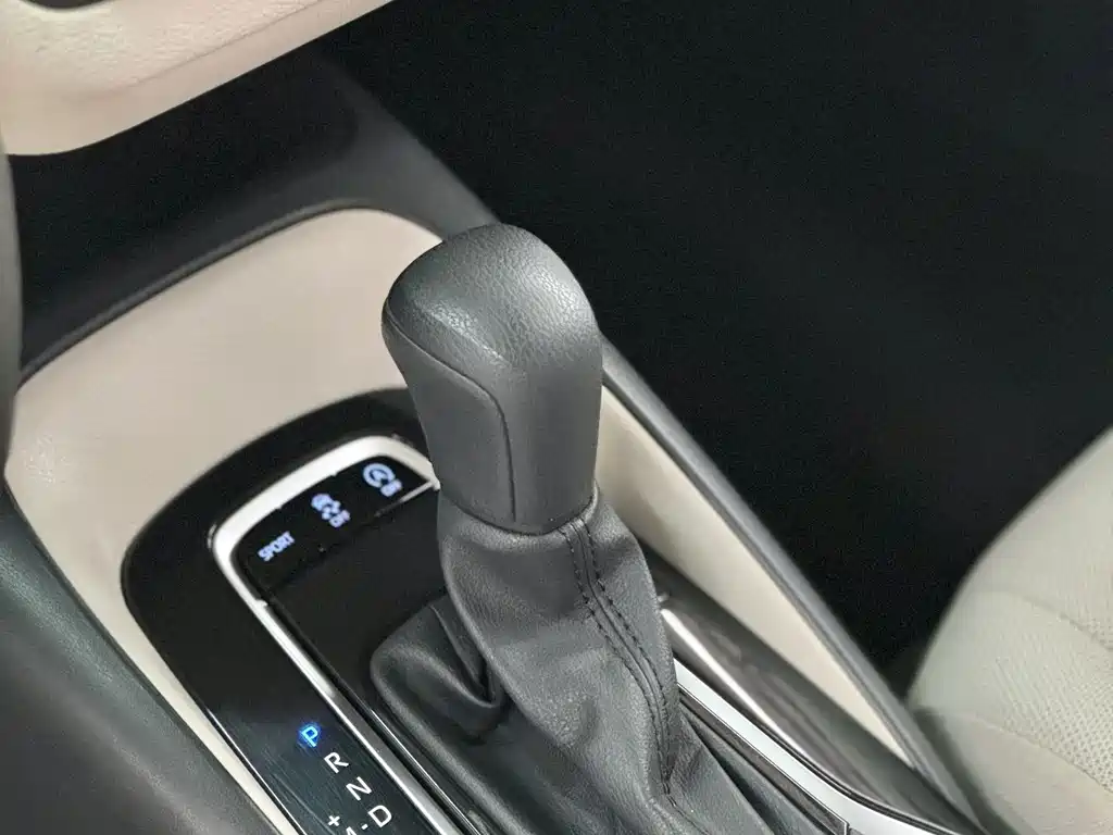 Toyota Corolla — миниатюра 11