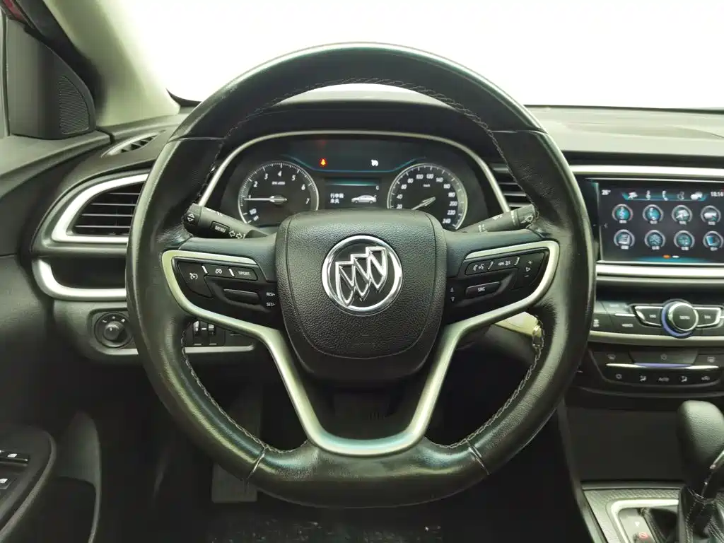 Buick Excelle — миниатюра 11