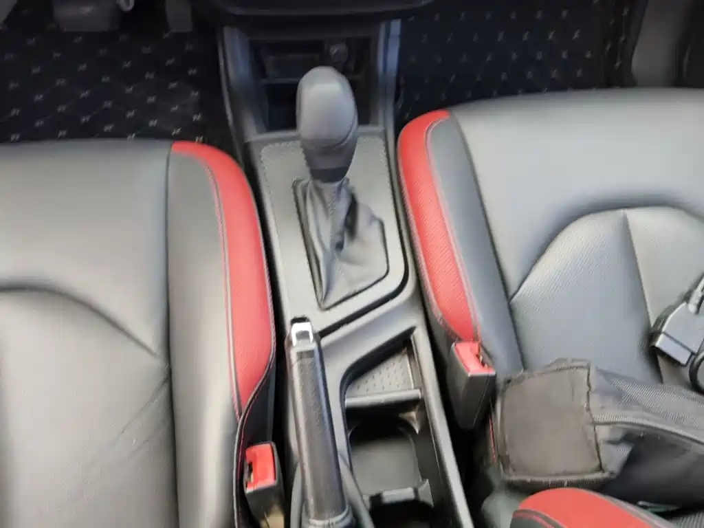 Luxgen U5 SUV — миниатюра 14