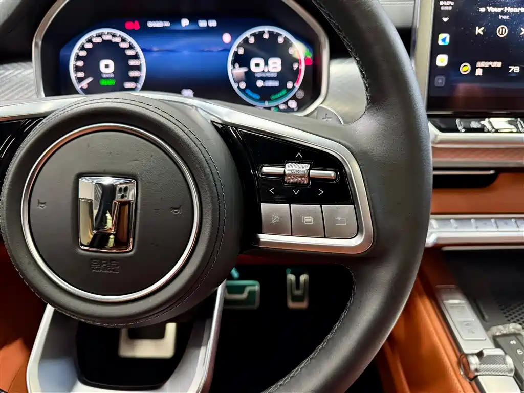 TANK TANK 700 NEW ENERGY