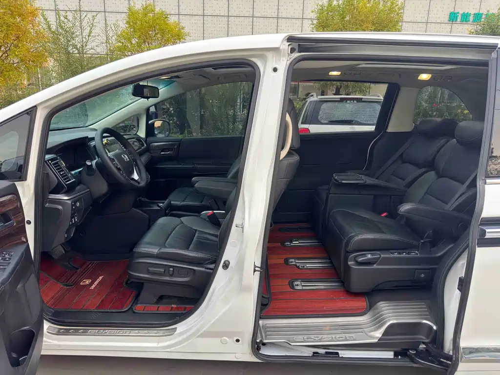 Honda Elysion — миниатюра 9