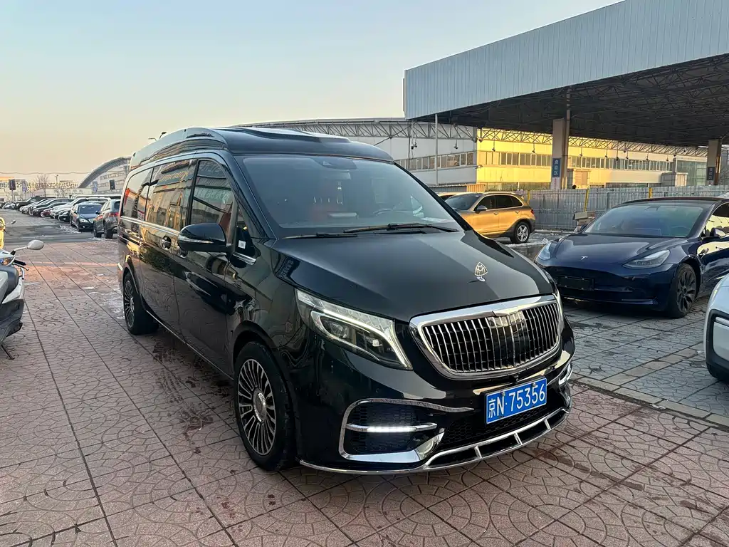 MERCEDES-BENZ V CLASS