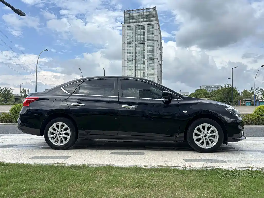 Nissan Sylphy — миниатюра 4