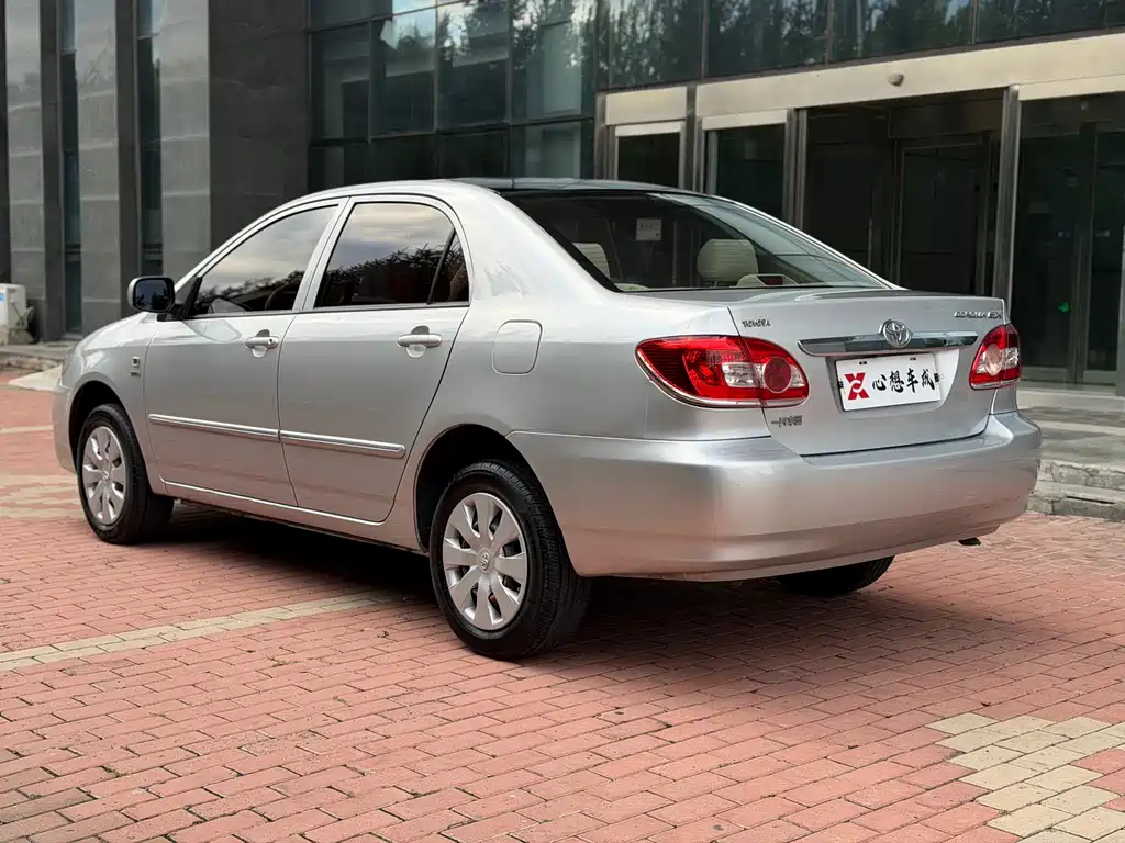 Toyota Corolla — миниатюра 6