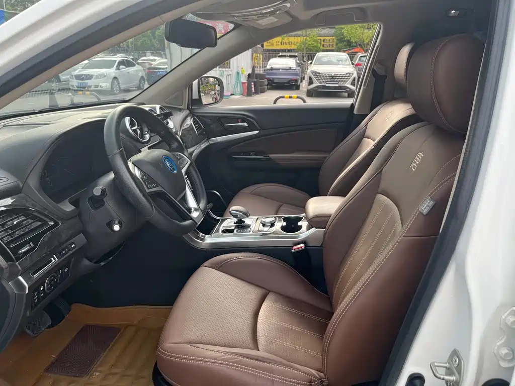 BYD Tang New Energy — миниатюра 14