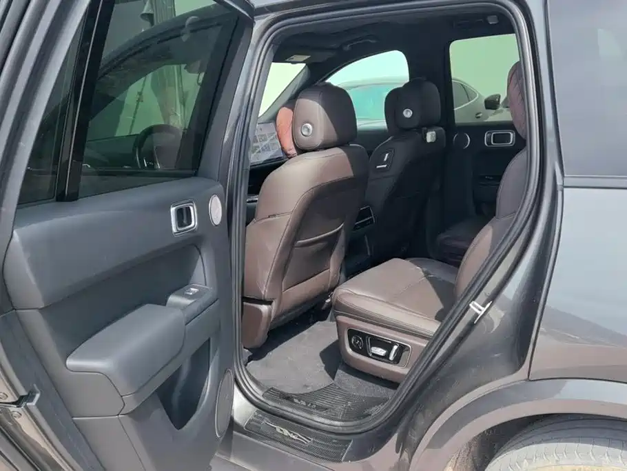 Li Auto Li L8 — миниатюра 11