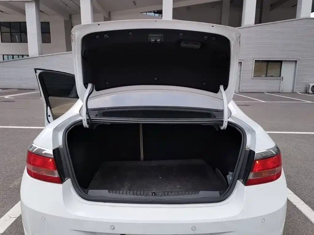 Buick Excelle — миниатюра 19