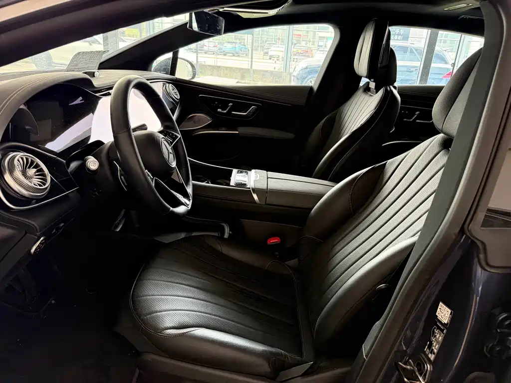 Mercedes-Benz EQS — миниатюра 3