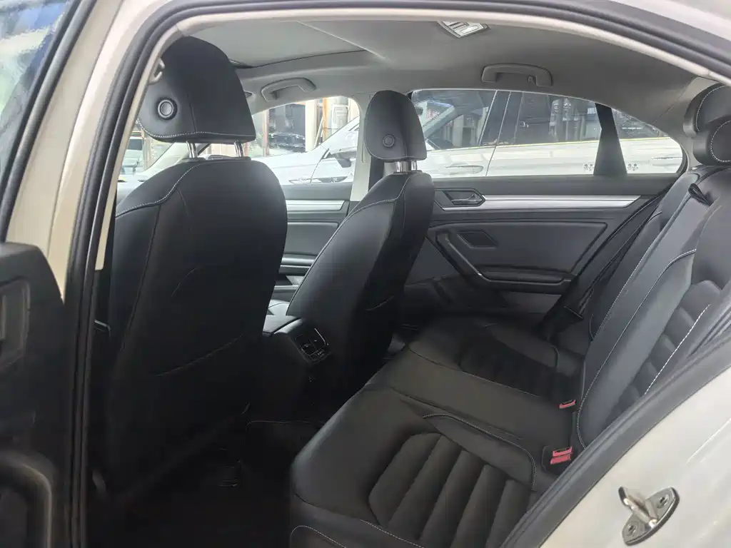 Volkswagen Lamando — миниатюра 5