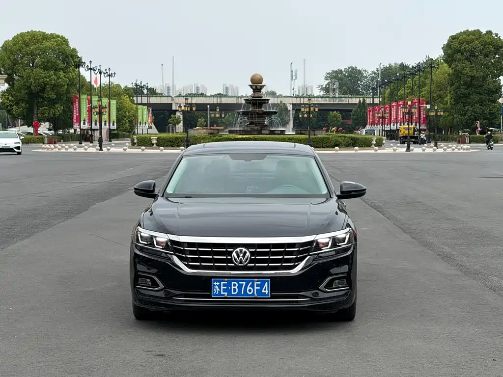 Volkswagen Passat 2019 330TSI Elite VI