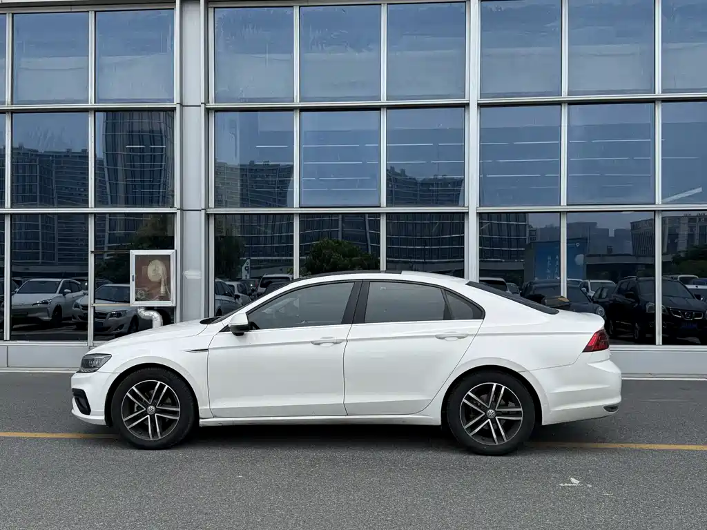 Volkswagen Lamando 2019 280TSI DSG Comfort VI