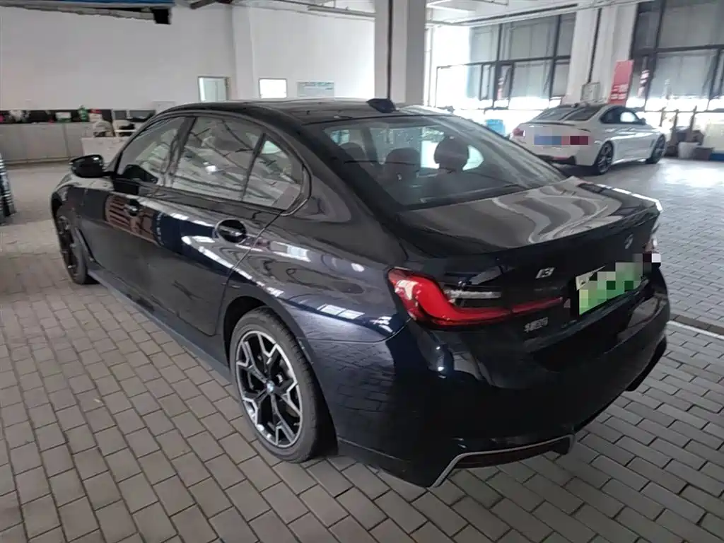 BMW i3 2025 eDrive 40 L