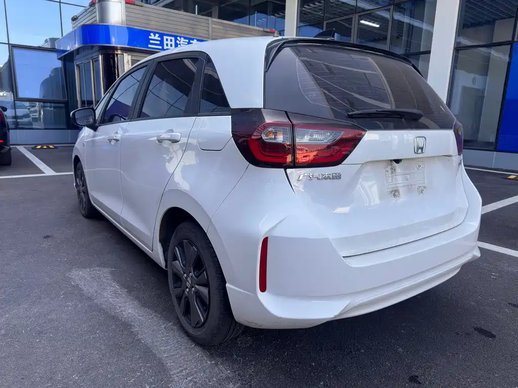 Honda Fit — миниатюра 11
