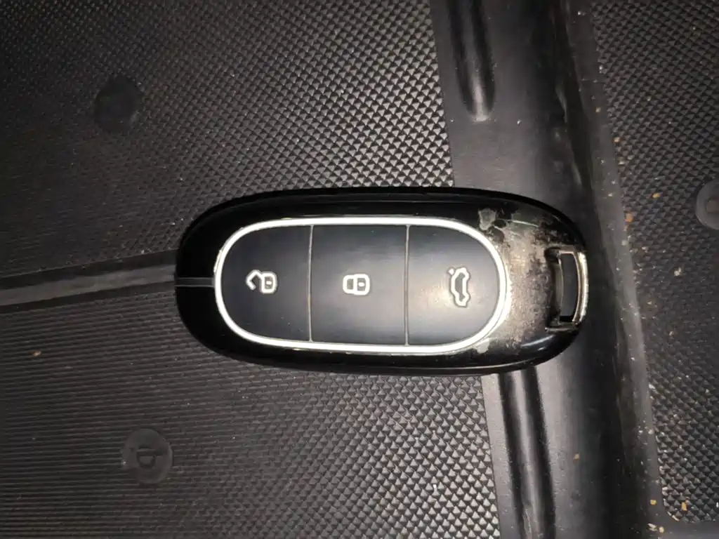 Li Auto Li L8 — миниатюра 9