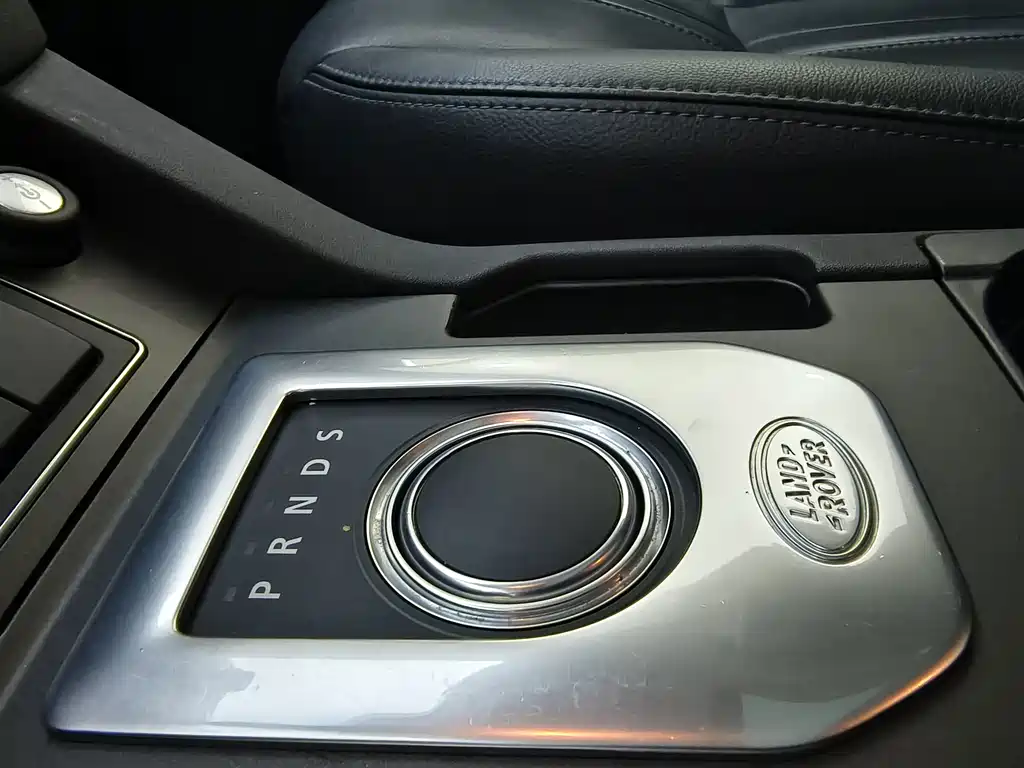 Land Rover Discovery — миниатюра 21