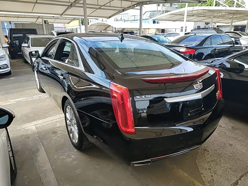Cadillac XTS — миниатюра 5