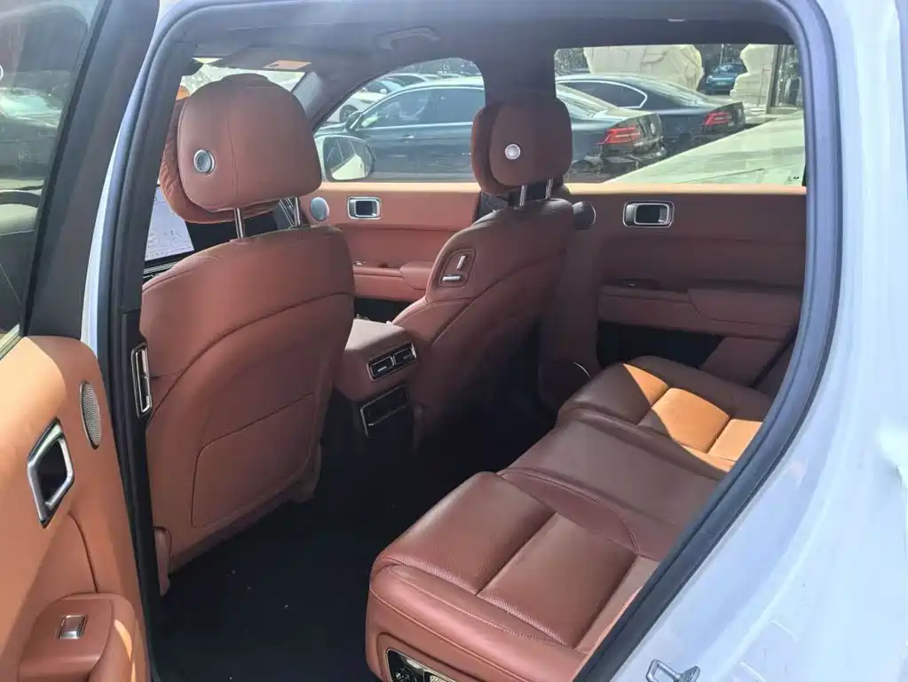 Li Auto Li L7 — миниатюра 5