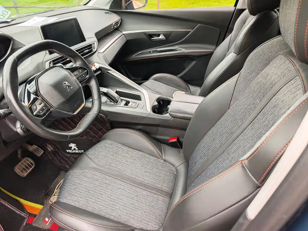 Peugeot 5008 — миниатюра 5