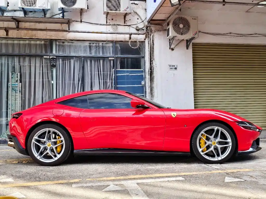 Ferrari Roma — миниатюра 16