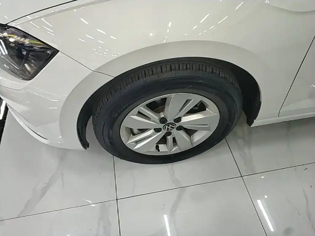 Volkswagen Polo — миниатюра 23