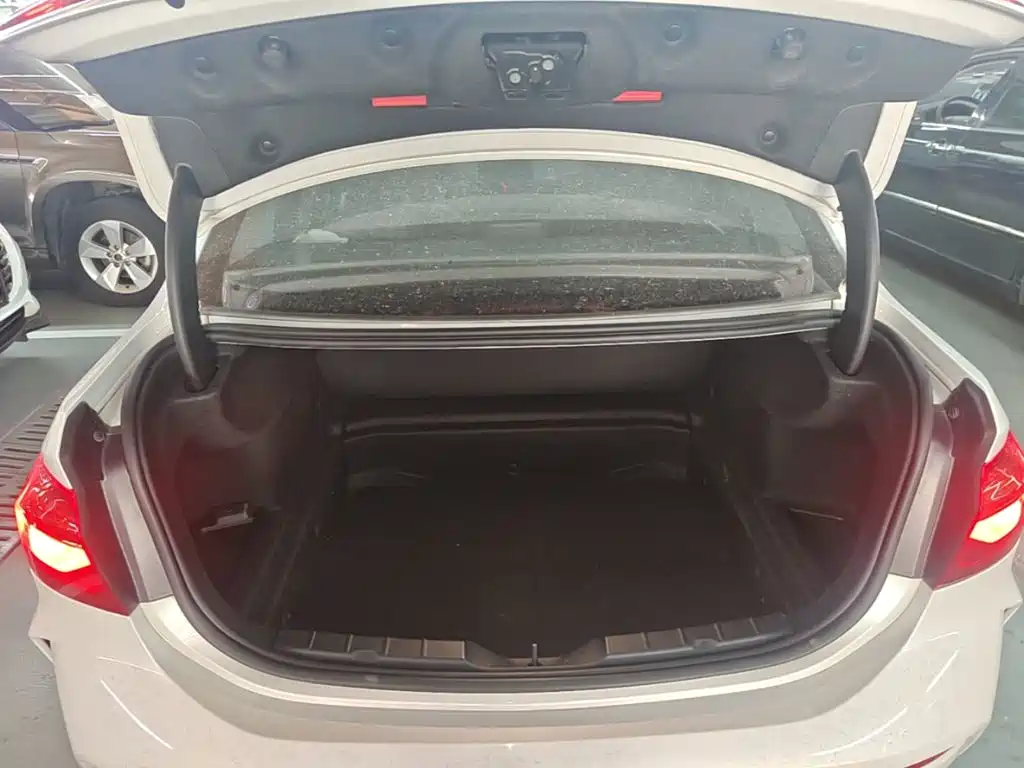BMW 1 Series — миниатюра 19