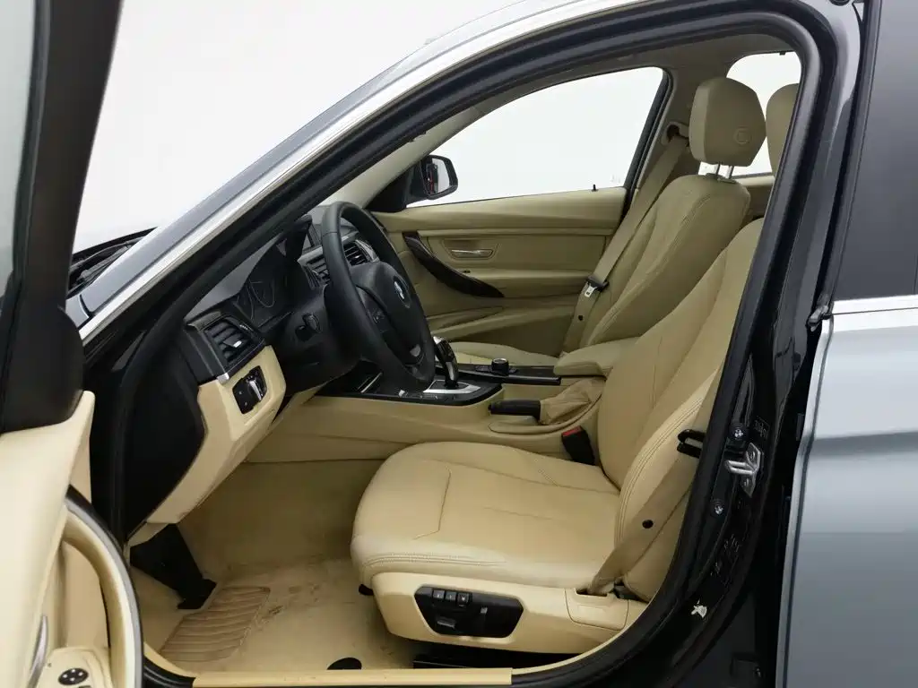 BMW 3 Series — миниатюра 10